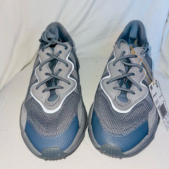 “New” no box - Adidas “Ozweego” color grey. - Picture 3 of 6